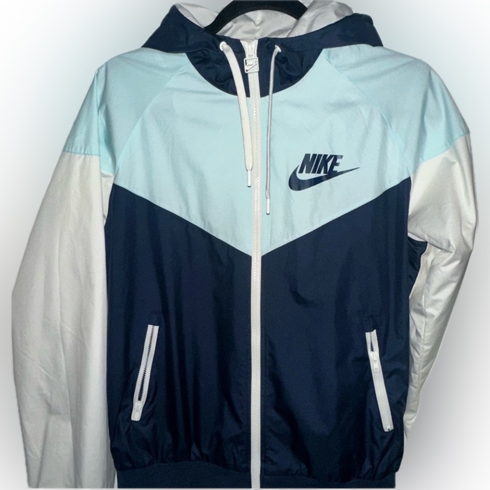 Nike Women’s White and Black Hooded Windbreaker Jacket